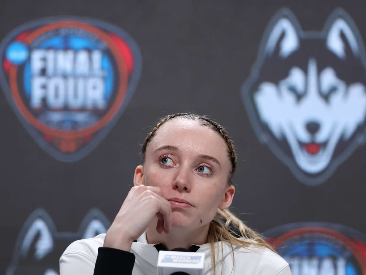 UConn Star Paige Bueckers Was Locked In On Fever-Sparks Game - The Spun