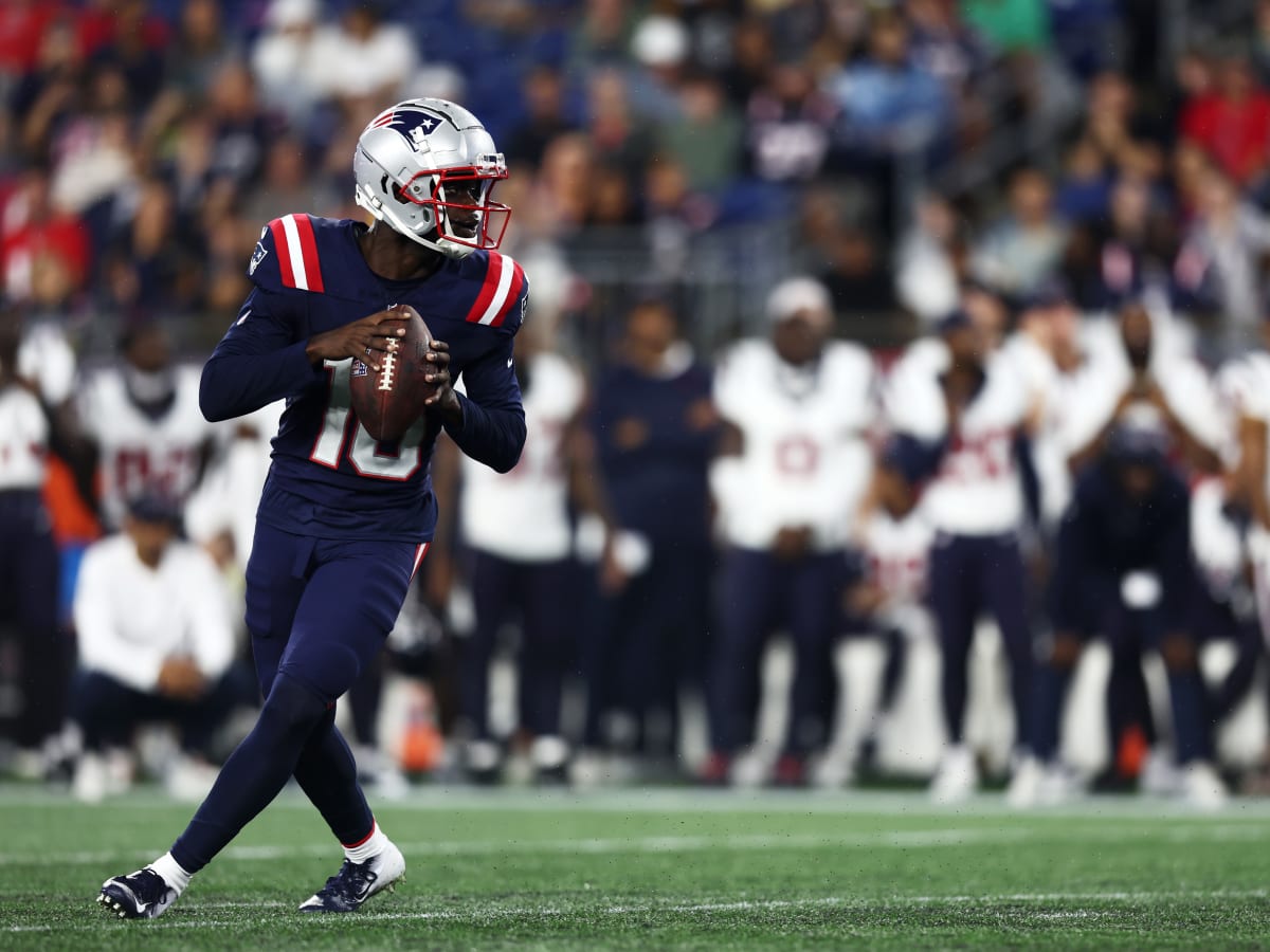 New England Patriots quarterback Malik Cunningham (16) reacts