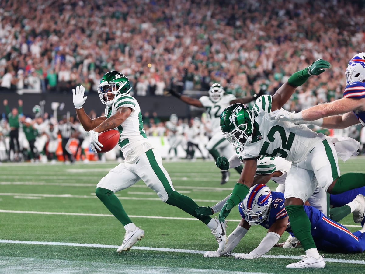 NFL Referees Might've Missed Penalty On Jets' Winning Touchdown - The Spun:  What's Trending In The Sports World Today