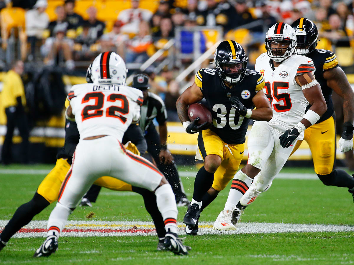 NFL Fans Furious With 'Insane' Punishment To Steelers Player - The