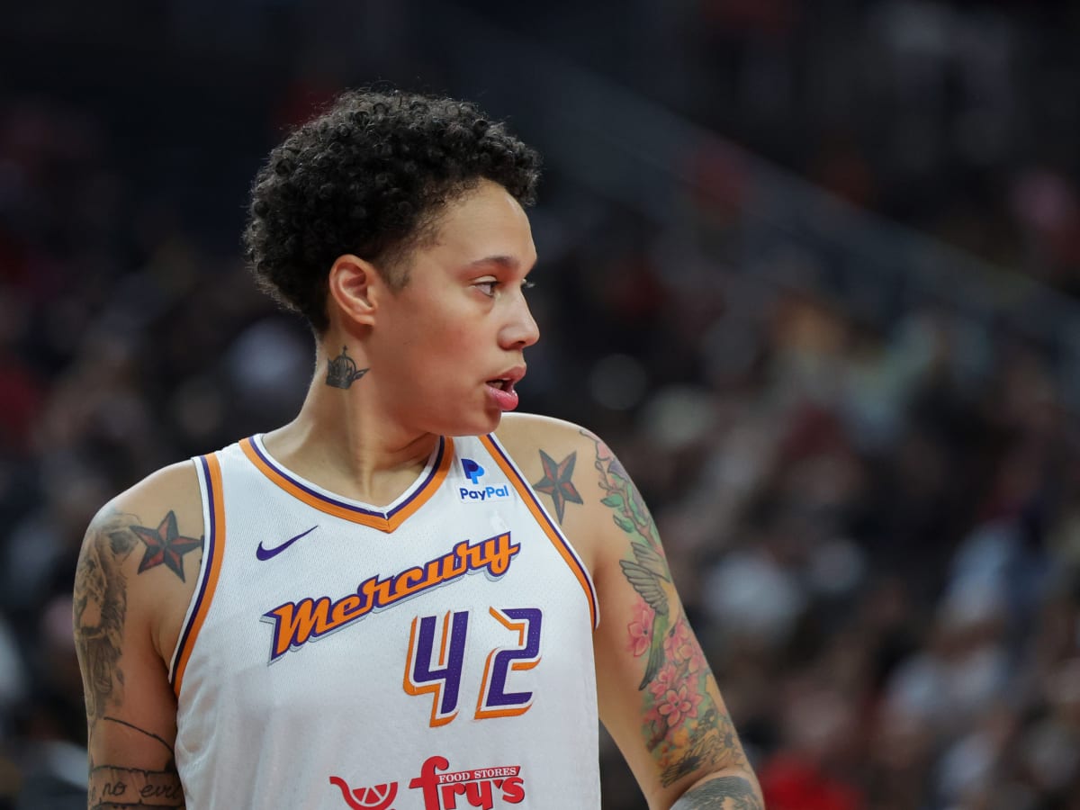 Brittney Griner Has Warning For Caitlin Clark Before WNBA Debut - The Spun