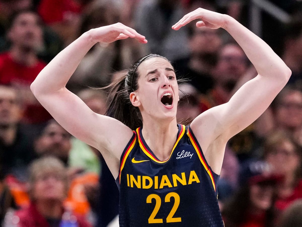 Indiana Fever Coach Taking Heat For 'Insane' Caitlin Clark Decision - The  Spun