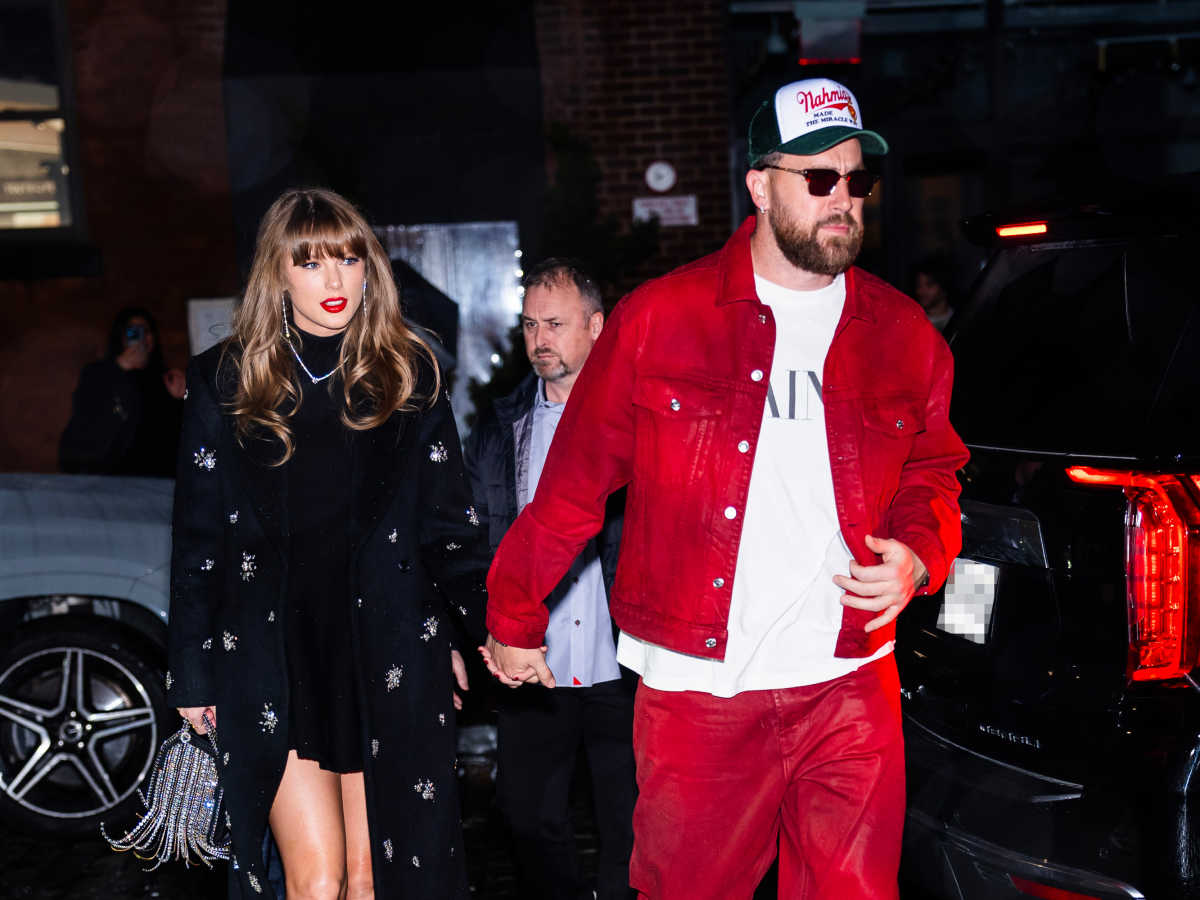 Taylor Swift Wore $5,500 Jacket On Date With Travis Kelce - The Spun