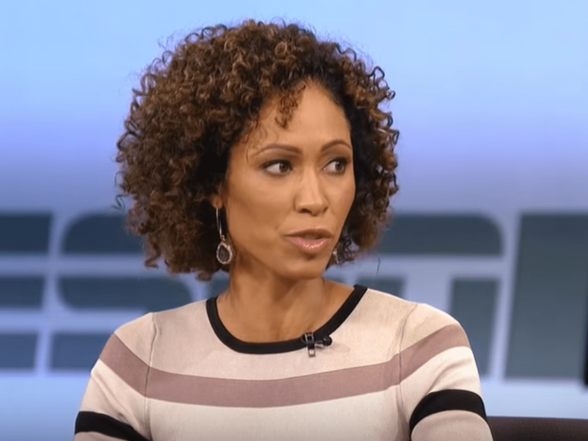 ESPN's Sage Steele talks NFL protests, importance of Veterans Day before  Parris Island special