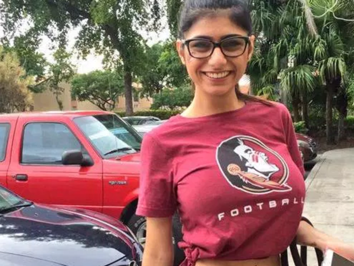 1200px x 900px - Mia Khalifa Got Another Job In Sports, Co-Hosting A Podcast - The Spun:  What's Trending In The Sports World Today