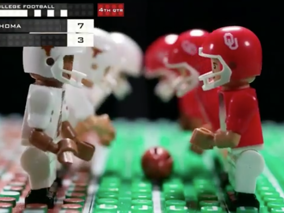 LEGO Reenactment Of The Play Between Texas And Oklahoma Is Great