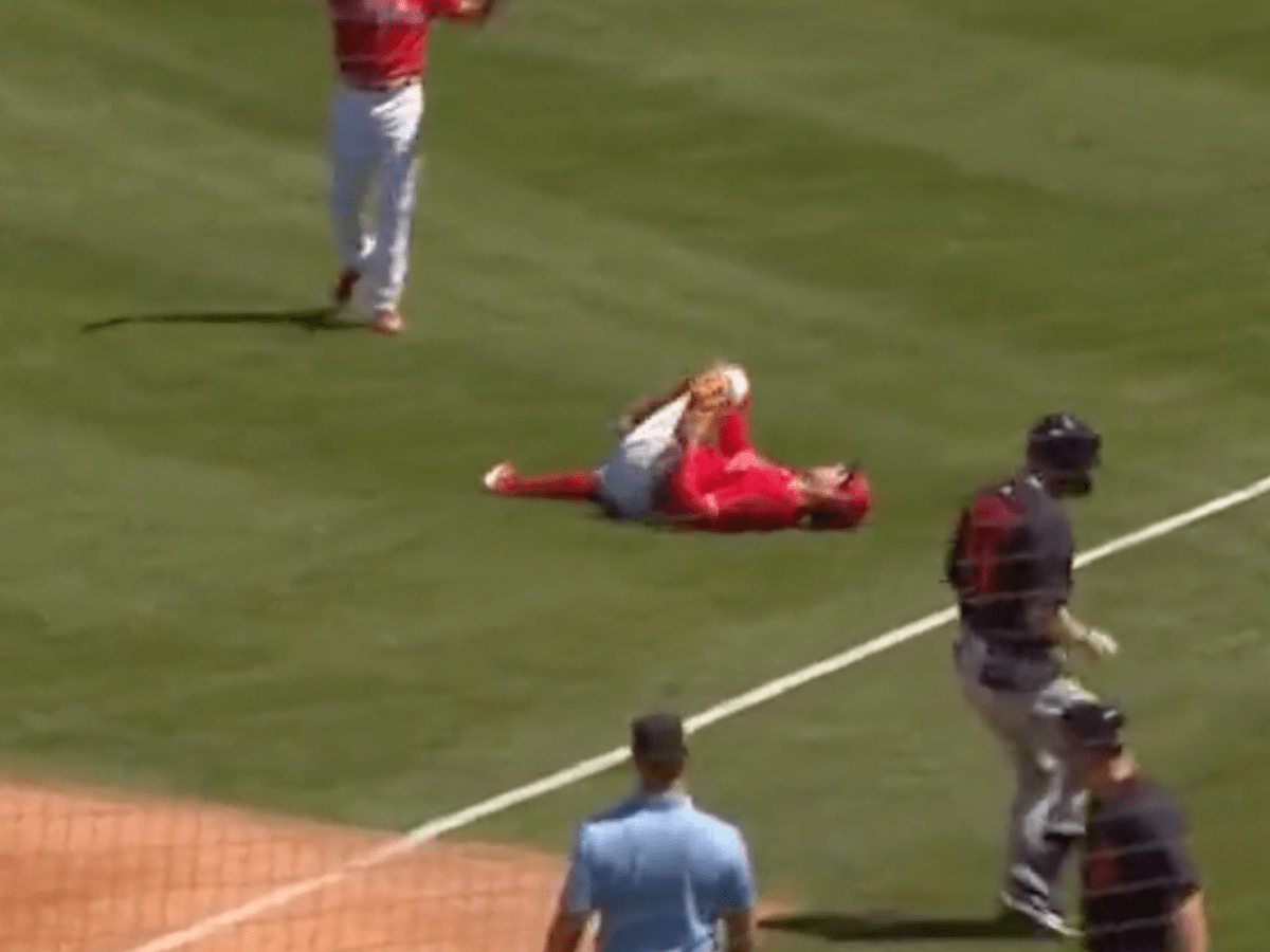 Philadelphia Phillies' Rhys Hoskins suffers ACL tear during spring