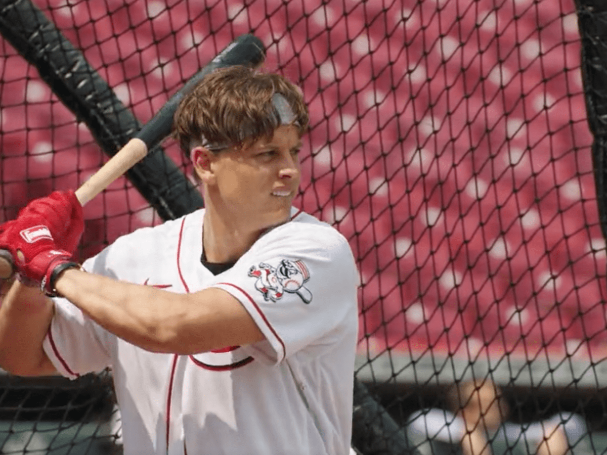 Joe Burrow Shows Off His Baseball Swing At Reds Batting Practice - The  Spun: What's Trending In The Sports World Today