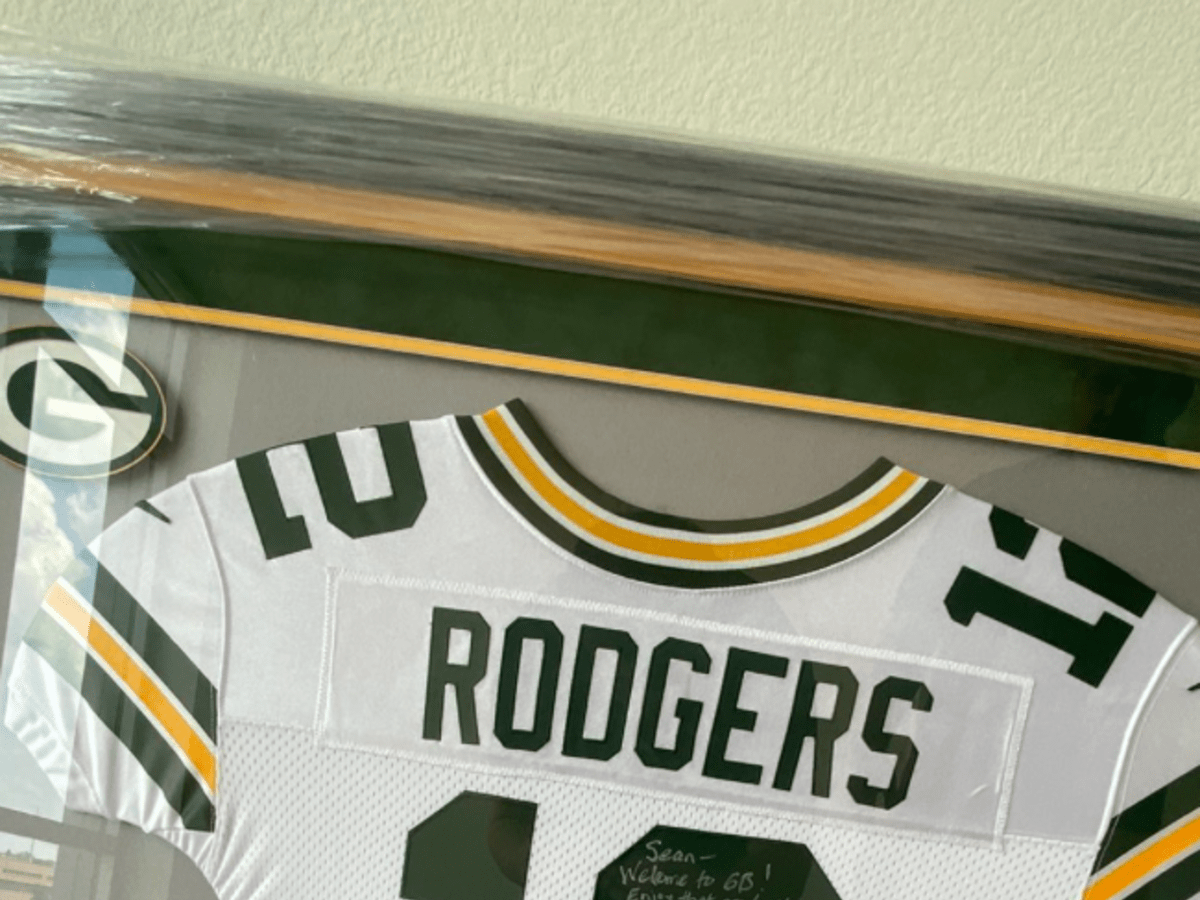 Aaron Rodgers Sent Special Gift to New Packers Quarterback Who Took His  Locker - Sports Illustrated