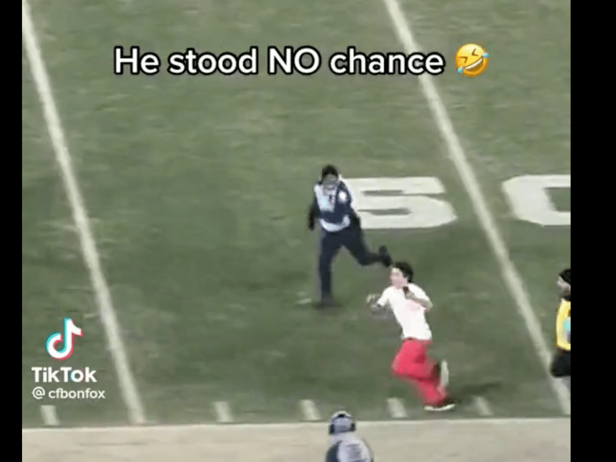 The Super Bowl Streaker Escapes With A Slap On The Wrist After