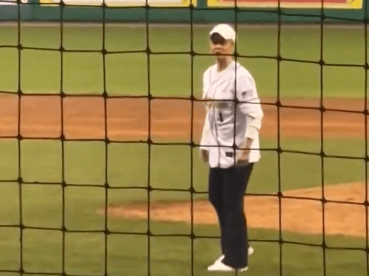 LSU Tigers Coach Kim Mulkey Ejected During Savannah Bananas Game