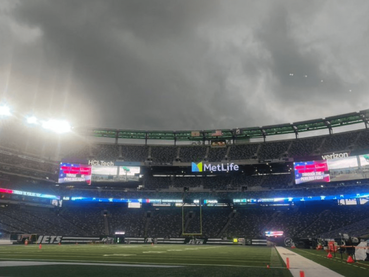 Garden State of Mind: You have less than 24 hours to flip MetLife Stadium.  Go.