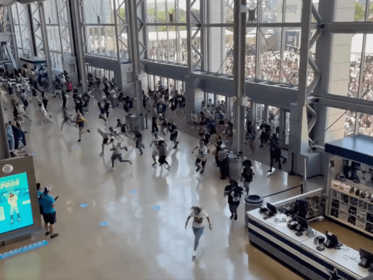 Mystery solved: Why Cowboys fans went full Black Friday when AT&T Stadium's  doors opened