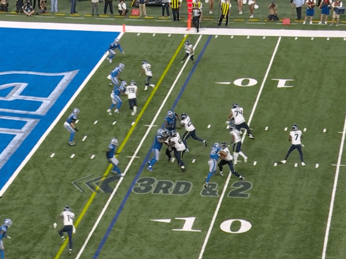 Officials miss blatant holding penalty on Seahawks game-winning TD vs. Lions  - Pride Of Detroit