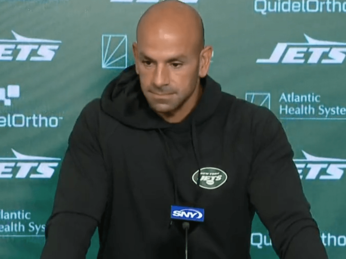 Jets' Robert Saleh responds to Joe Namath's harsh words with an invitation  