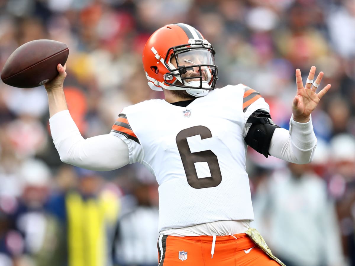 Look Panthers Baker Mayfield Photo Is Going Viral The Spun