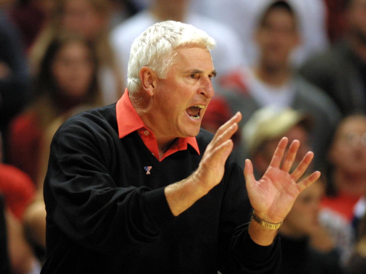 Bob Knight Had The Most Impressive Quote About Michael Jordan