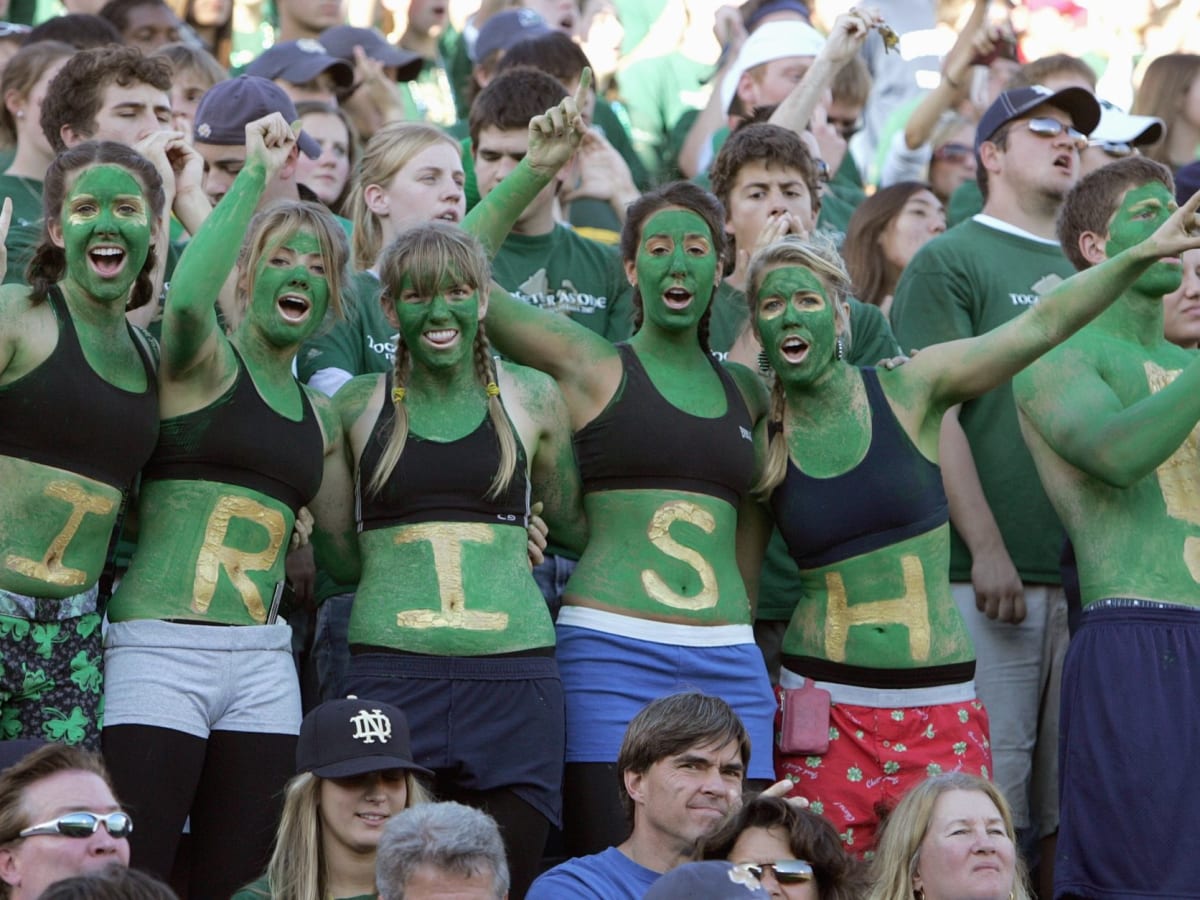 Notre dame green under armour best sale jersey