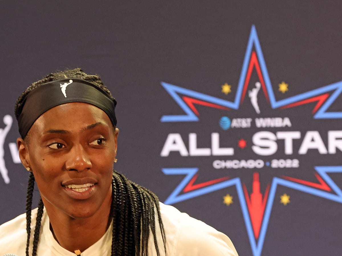 Sylvia fowles dunk hot sale