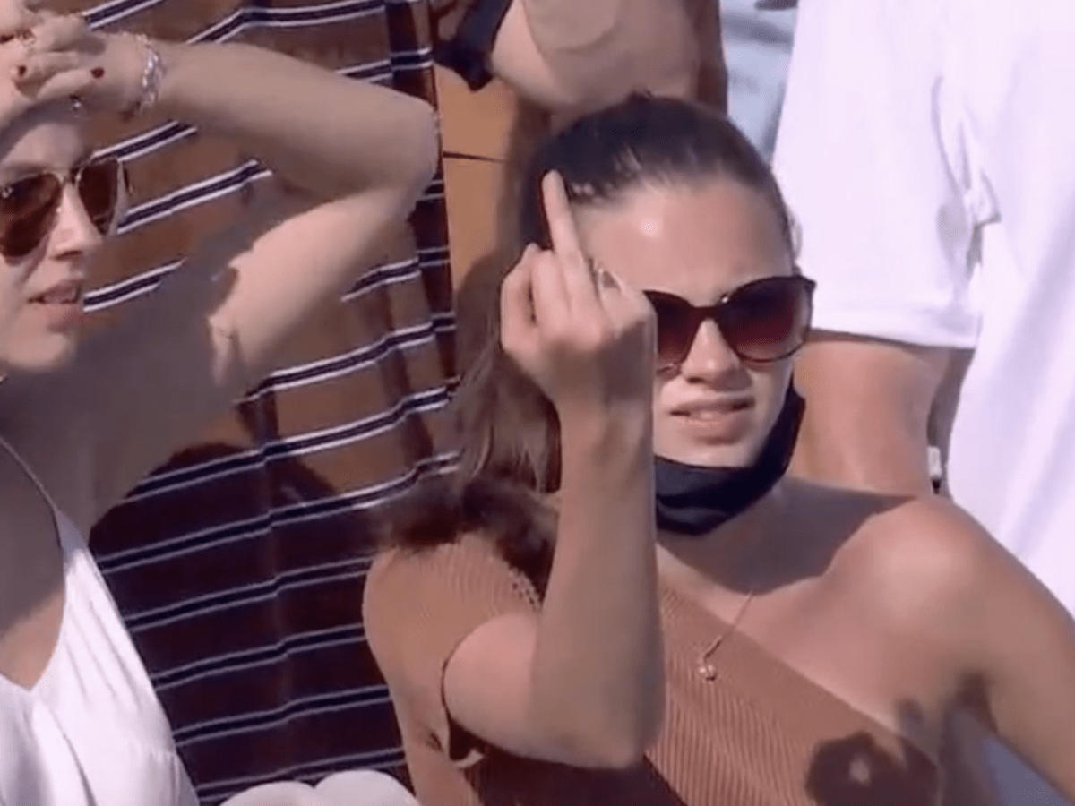texas-longhorns-fan-goes-viral.png