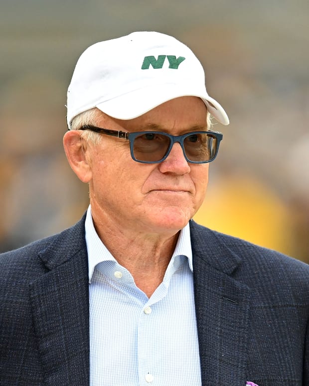 PITTSBURGH, PA - OCTOBER 02:  New York Jets owner Woody Johnson looks on before a game against the Pittsburgh Steelers at Acrisure Stadium on October 2, 2022 in Pittsburgh, Pennsylvania. (Photo by Joe Sargent/Getty Images)