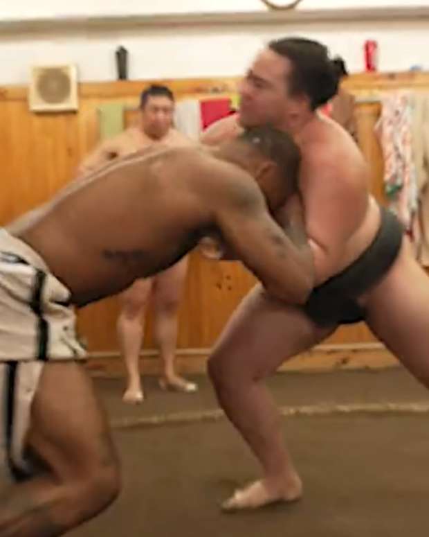 Micah Parsons sumo wrestler