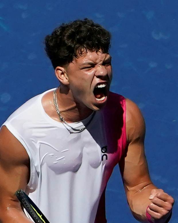 Ben Shelton reacts to the US Open match on Sunday.
