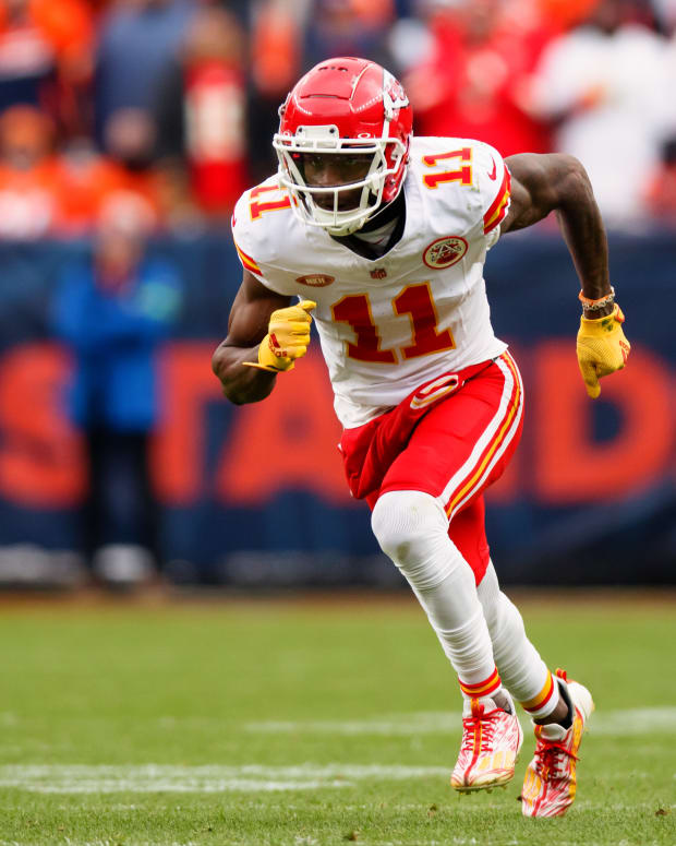 Chiefs wide receiver Marquez Valdes-Scantling runs on the field.