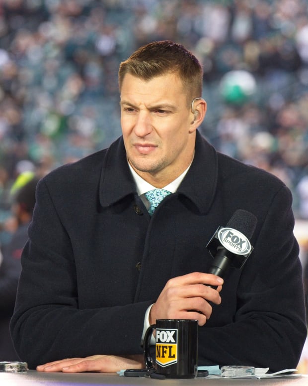 Rob Gronkowski on the set of FOX NFL Sunday at the NFC Championship.