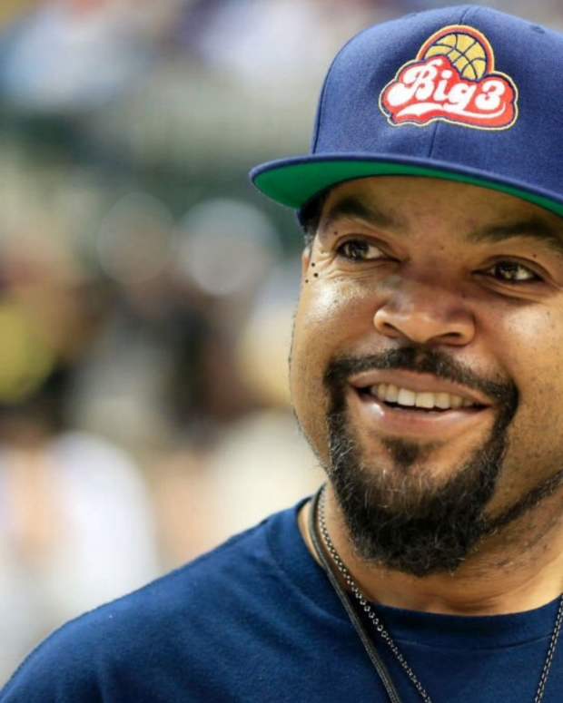 Ice Cube appearing at a BIG3 game.