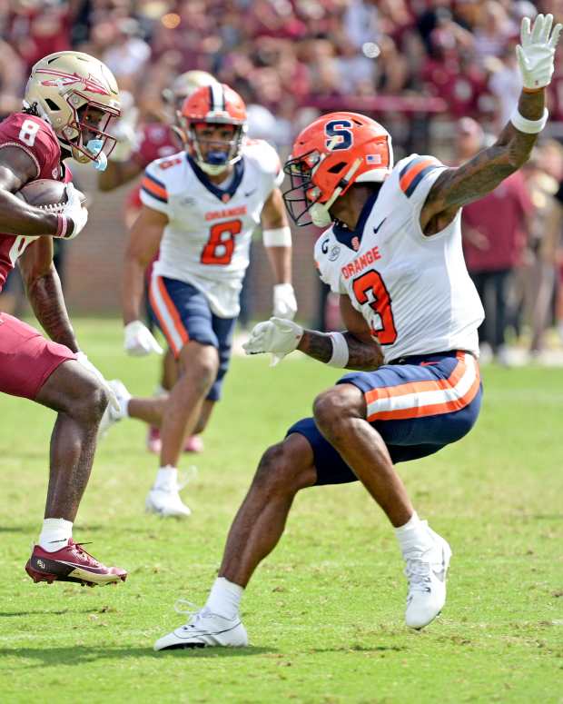 Florida State wide receiver Hykeem Williams catches a pass.