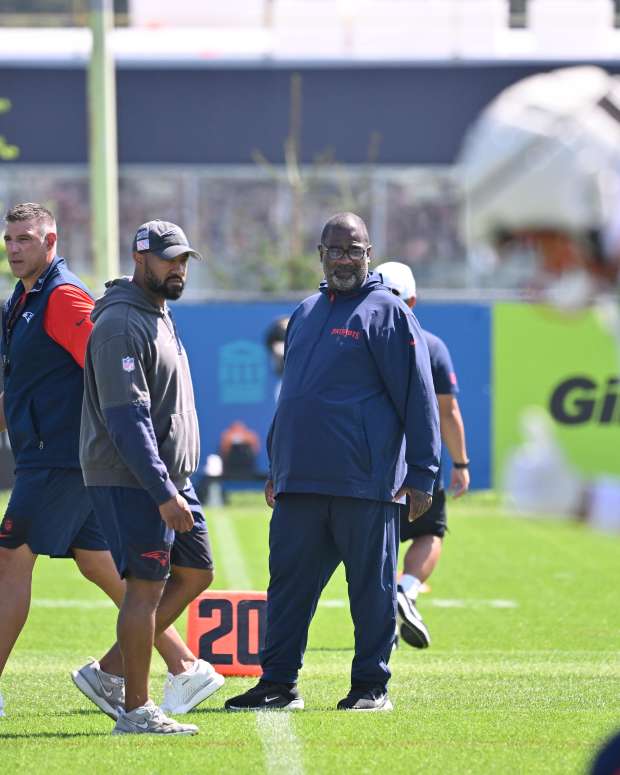 Patriots coordinator Terrell Williams at practice.