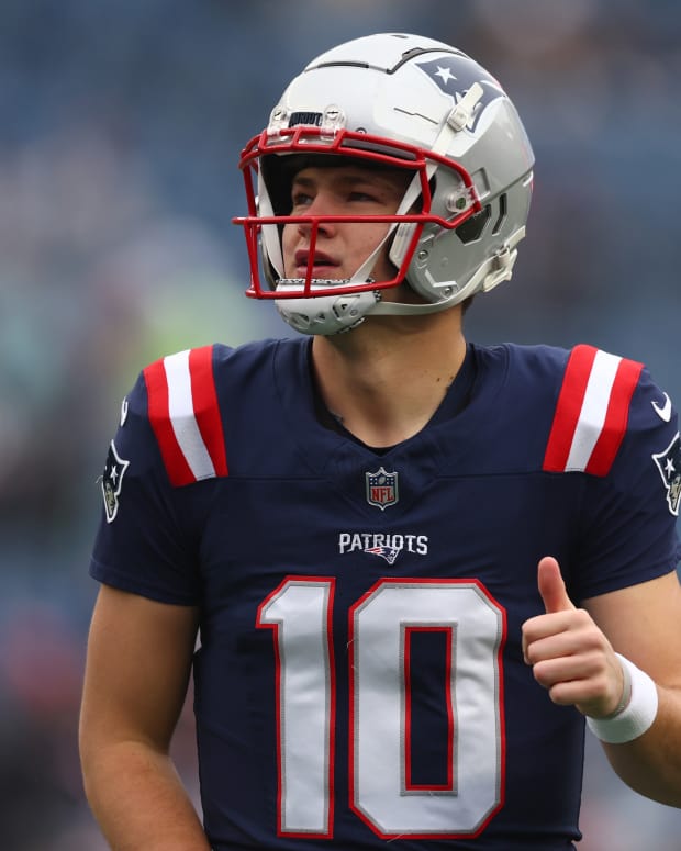 Patriots quarterback Drake Maye on the field.