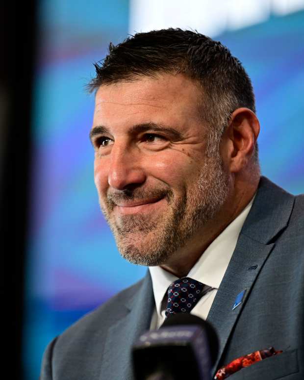 New England Patriots head coach Mike Vrabel.