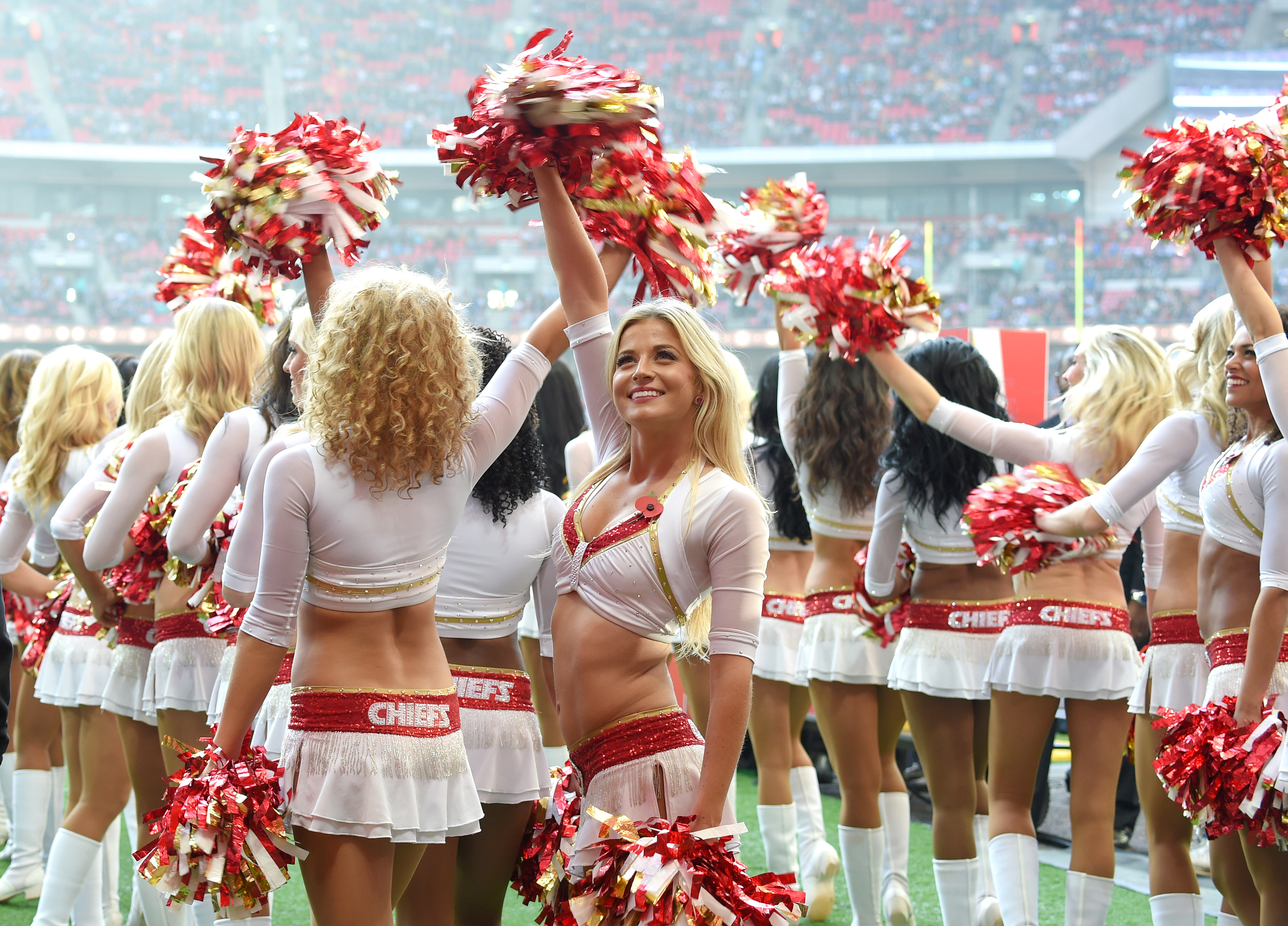 Chiefs Cheerleader Grabs Everyone's Attention After Super Bowl Berth - The Spun