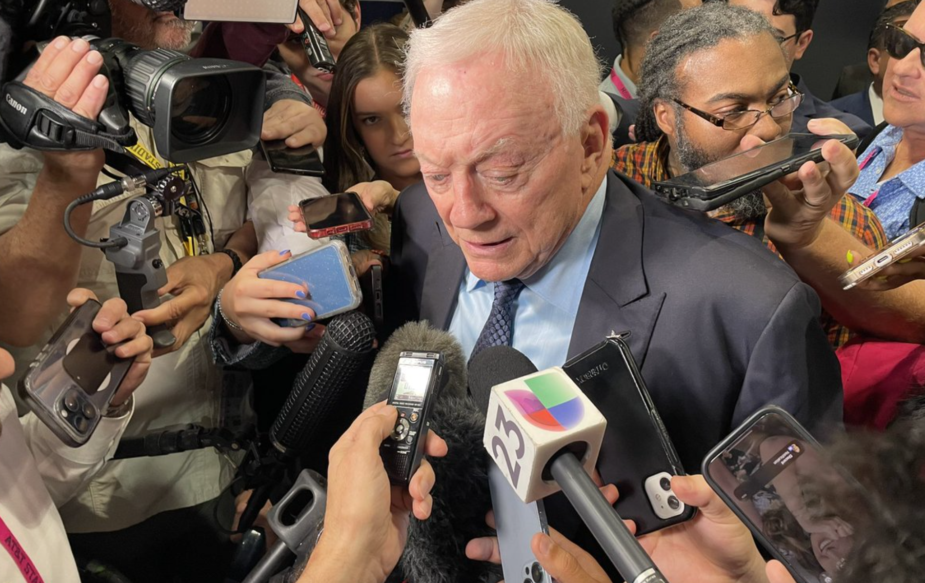 Jerry Jones Makes Personal Announcement After Monday Night Loss - The Spun