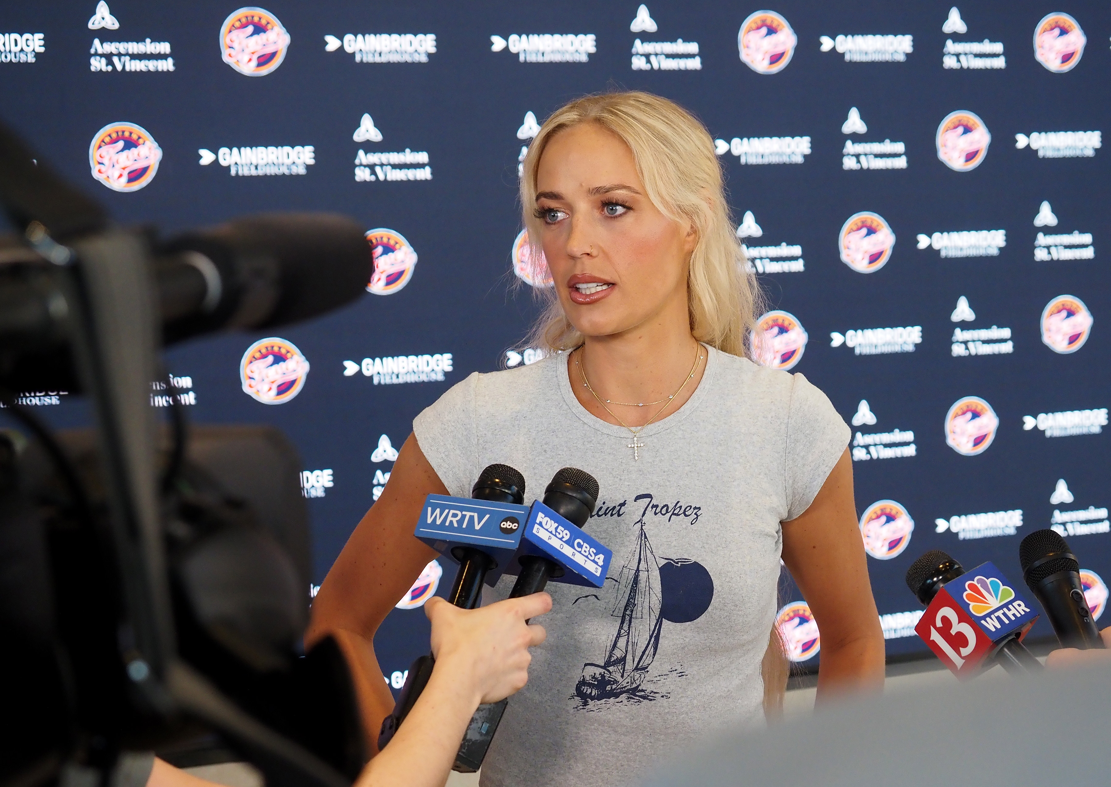 Sophie Cunningham Had 1-Word Message For Critics After Commissioner's Cup -  The Spun