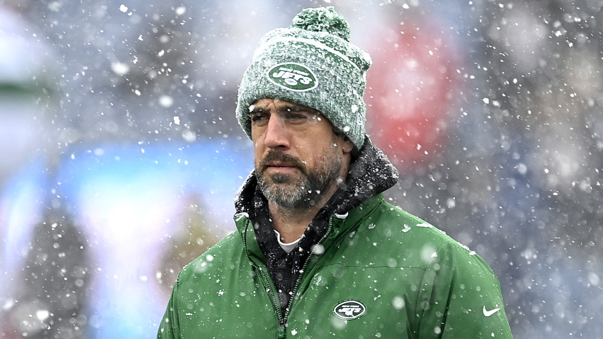 Aaron Rodgers Announces Decision On Offseason Darkness Retreat - The Spun