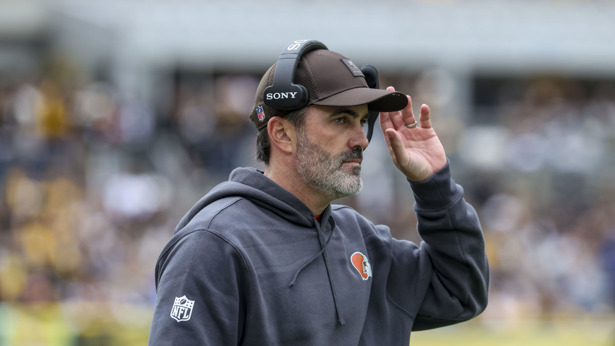 Browns Coach Kevin Stefanski Is Fed Up With Shedeur Sanders Questions - The  Spun