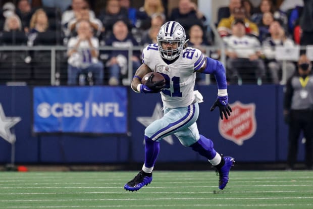 Ezekiel Elliott injury: Cowboys RB suffers knee injury in Week 9,  questionable to return - DraftKings Network