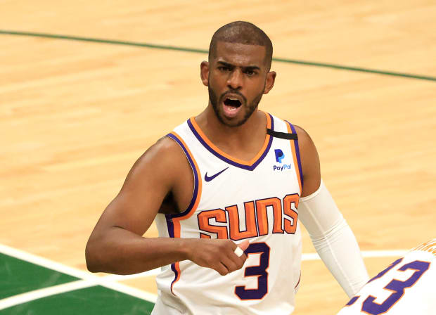 Chris Paul Family Incident Goes Viral: NBA World Reacts - The Spun: What's  Trending In The Sports World Today