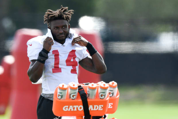 Thursday Morning Injury Update For Bucs WR Chris Godwin - The Spun