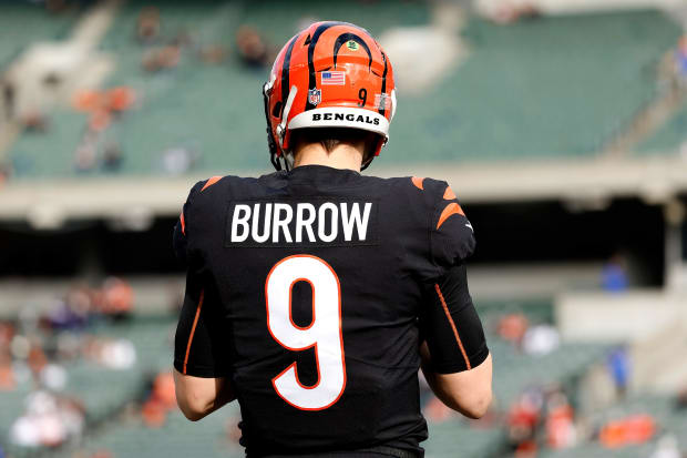 Look: Funny Post From Joe Burrow's Girlfriend Is Going Viral - The Spun:  What's Trending In The Sports World Today