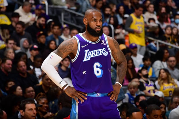 LeBron James Reacts To Lakers' Game 5 Jersey Choice - The Spun: What's  Trending In The Sports World Today