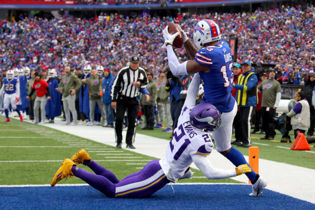 NFL World Reacts To Crazy Bills, Vikings Finish - The Spun: What's