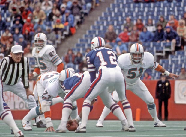 Former Dolphins Tim Foley and Hubert Ginn, members of undefeated 1972 team,  have died