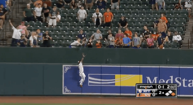Watch: Catch Of The Year In Major League Baseball - The Spun
