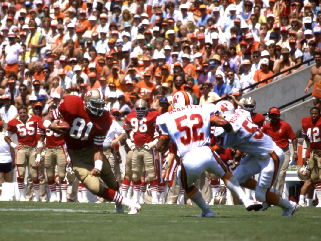 Former 49ers tight end Russ Francis, 70, dies in plane crash