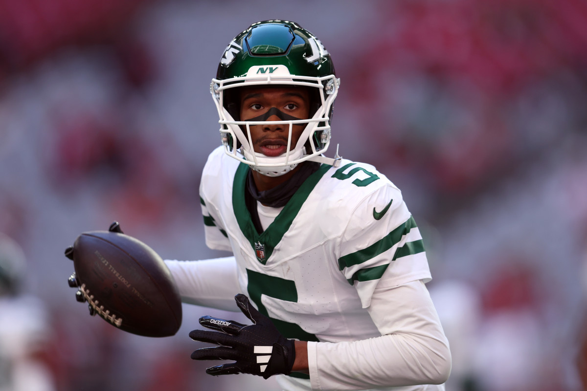 https://thespun.com/.image/c_fit%2Ch_800%2Cw_1200/MjEwOTk5NTk5NzY5MzMxMTg4/new-york-jets-v-arizona-cardinals.jpg