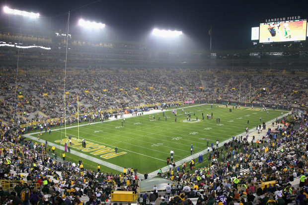 Green Bay Packers - Stadium Dude